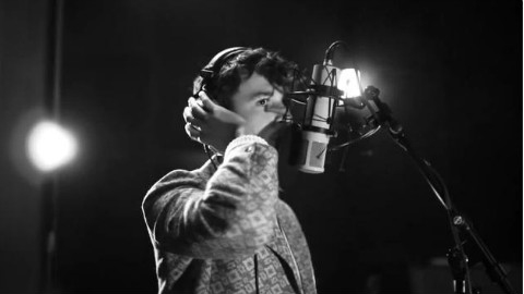 【MV】Oscar And The Wolf ft. Tsar B - Back to Black